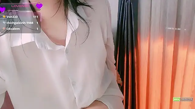 _Lov_Lynh live sex cam