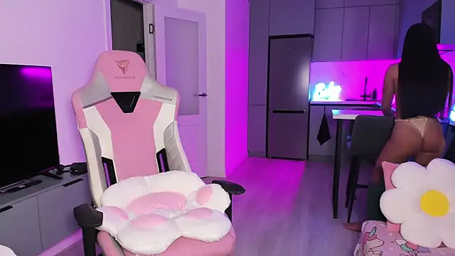 wow_lovie live sex cam