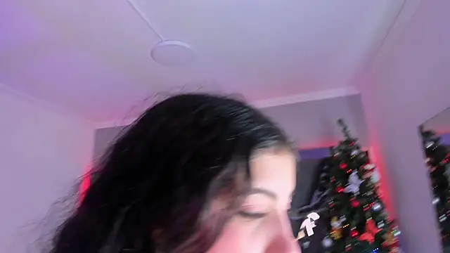 AmberiniHoffman live sex cam