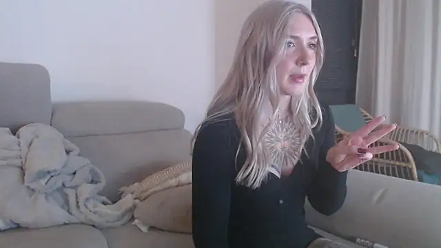 tattoobbgirl live sex cam