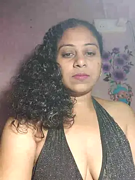 JENNIFERtamil live sex cam
