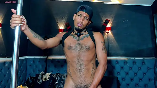 DIEGO_WICKED live sex cam