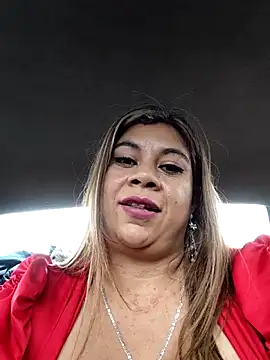 Laura-Hernandez live sex cam