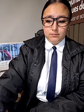 Cute_Penelope live sex cam