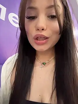 Chloe__Moon live sex cam