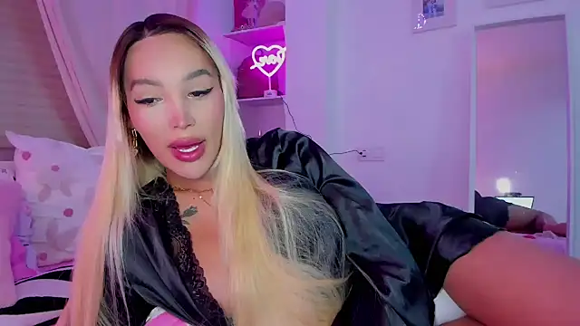 _viioletweekend_ live sex cam