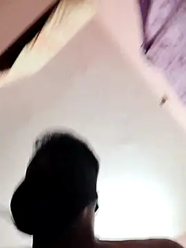 pujapujarrrr live sex cam