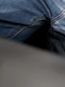 Leo_Big live sex cam