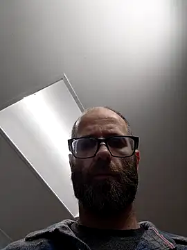 PartyBoyOhio live sex cam