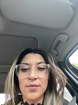 Isabella_Varella live sex cam