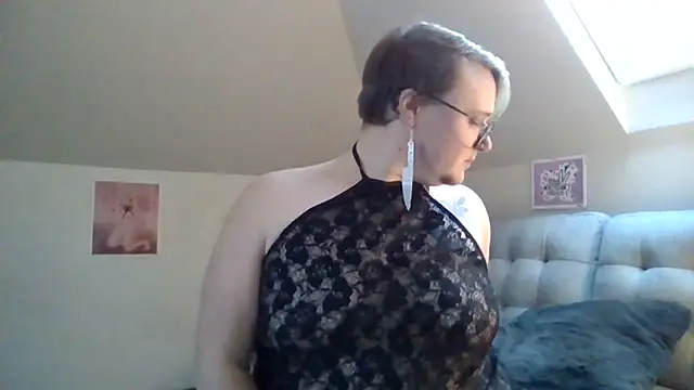 queerlyjaz live sex cam