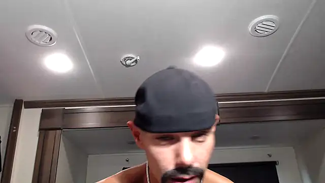 ThickD2C live sex cam