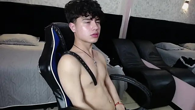 CollinStone live sex cam