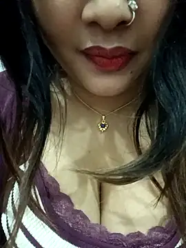 Beauty_Queen_Soniya live sex cam