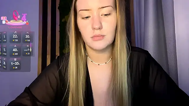 PandaFluff live sex cam