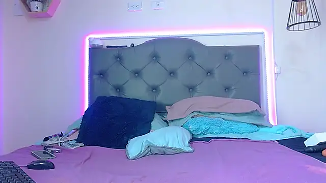 Kim_clark1 live sex cam