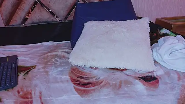 katia_green1 live sex cam