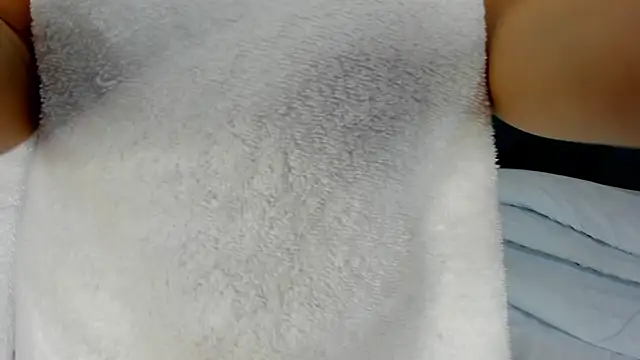 valtira_nova live sex cam