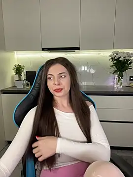 CurlyLara live sex cam