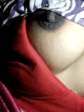 victoriaLuv4 live sex cam