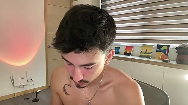 sweettaaron01 live sex cam