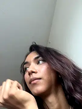 Nikol_Rang__ live sex cam