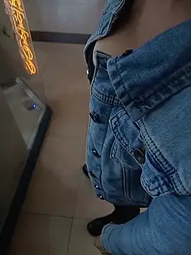 sophie_banger live sex cam