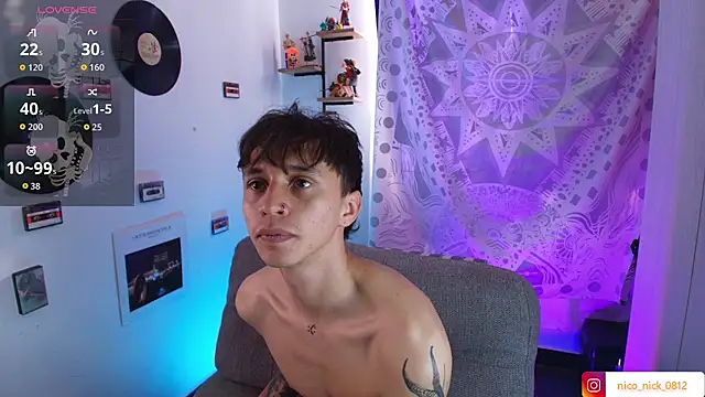 Nick_Bangover_ live sex cam