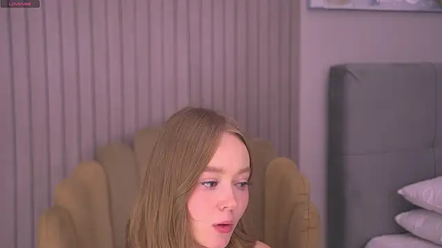 lorapalmerry live sex cam