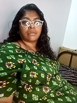 Riya-mallus live sex cam