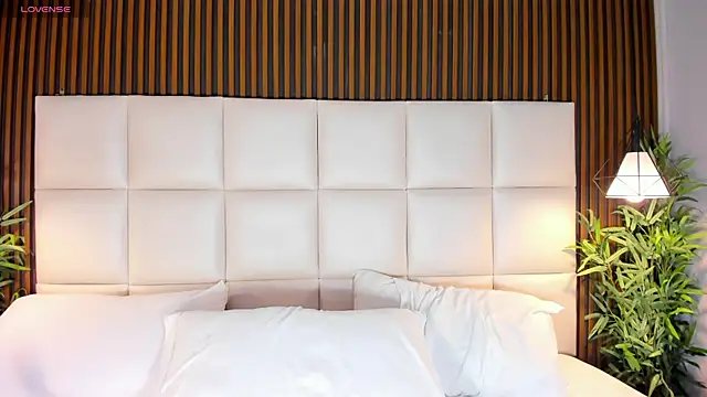 LiaTink live sex cam