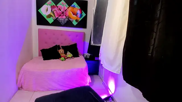 issa_kitty live sex cam