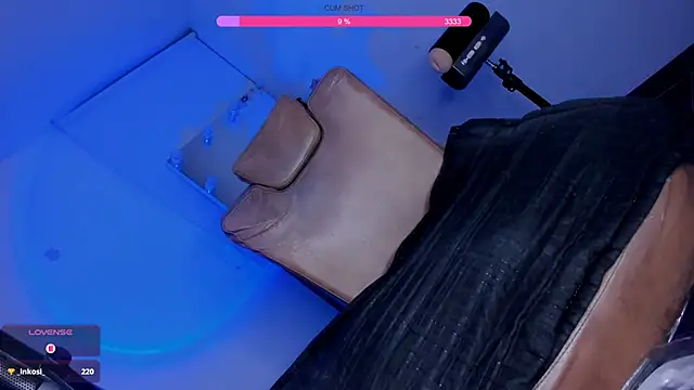 azulawitch666 live sex cam