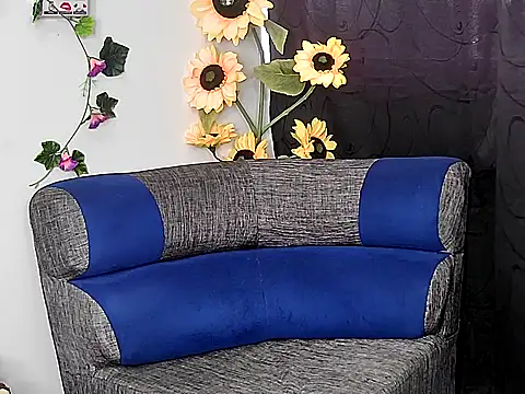 Loraine_Ortiz live sex cam