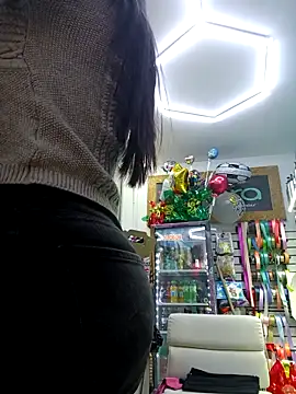 LunaZambrano live sex cam