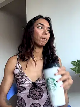 Nikol_Rang__ live sex cam