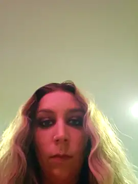 LilyOrion live sex cam