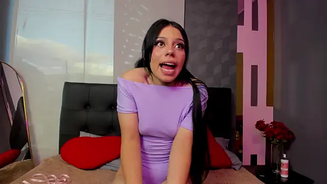 Sophia_Lagos live sex cam