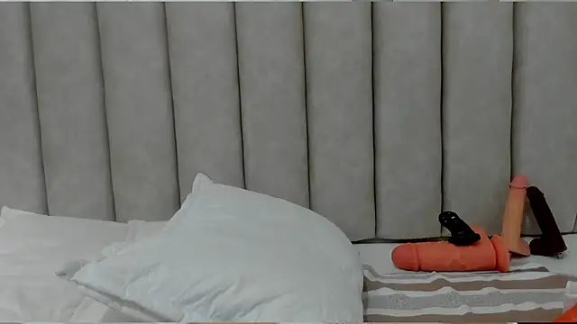 FreyaMoller live sex cam