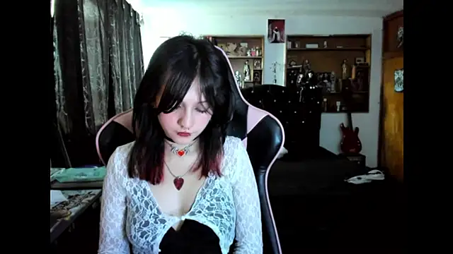 Maki_Zein_ live sex cam