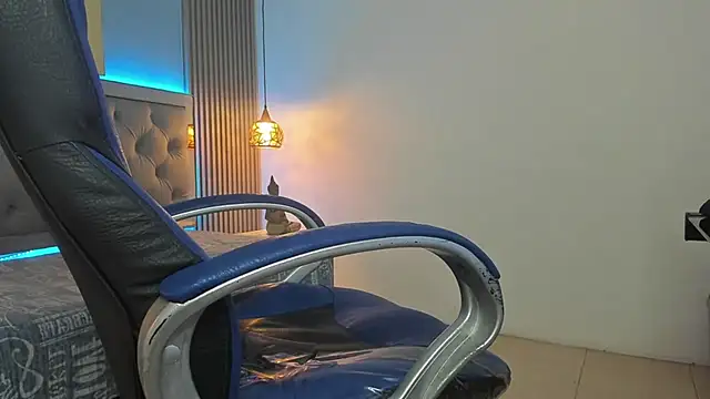 JackSwan18 live sex cam