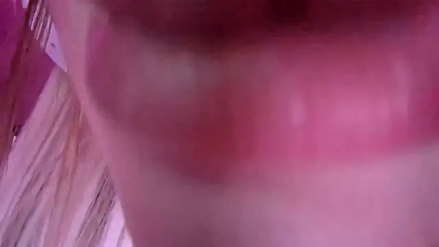 KarinRobertson live sex cam