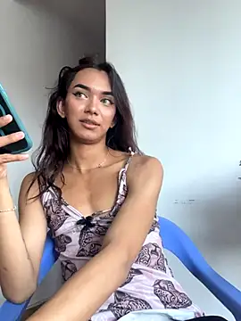 Nikol_Rang__ live sex cam