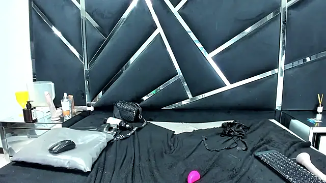 Oriana69_ live sex cam