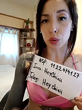 Chinitaluna live sex cam