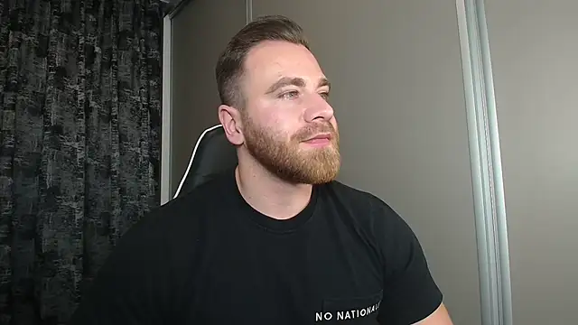 Thori92 live sex cam