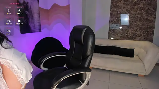 MiaLaurence live sex cam