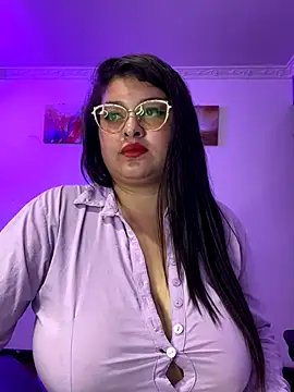 MiiaaJoness live sex cam
