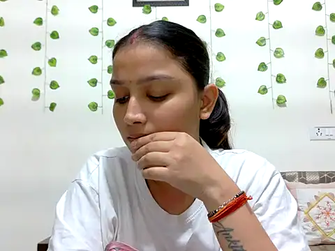 Aleena_Rai live sex cam