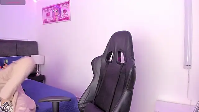 Caeli_Thalyana live sex cam